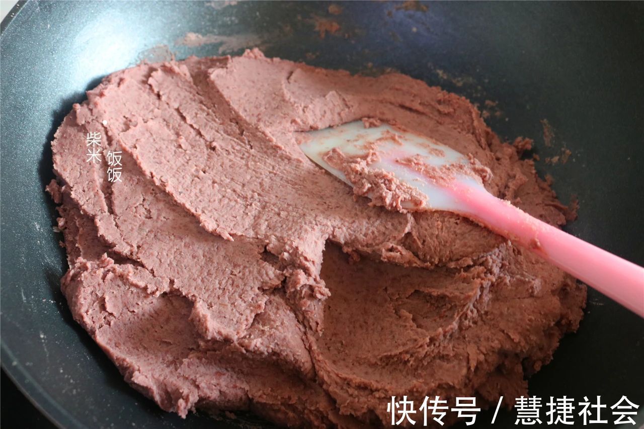 好吃|做红豆沙别只放糖，多加这两样，豆沙更香更软，比买的好吃
