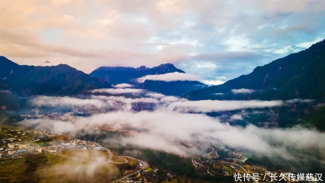 村寨|滇藏丙察察线起点，传说人神共居的地方，都住着哪方“神仙”