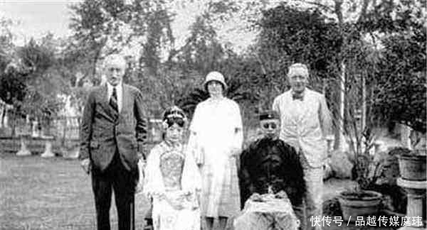 溥仪|末代皇后婉容晚年与外界断绝联系 常年在床上生活 还染上了毒瘾