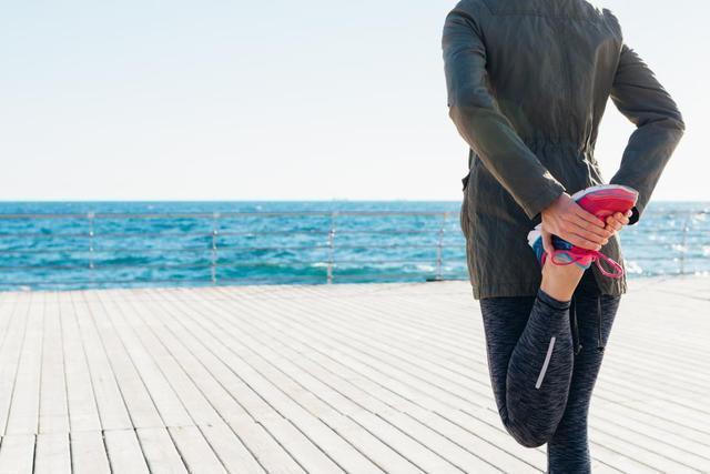 骨关节炎|跑步伤膝盖军人训练有素,不会伤膝盖医生和您一起聊聊这话题