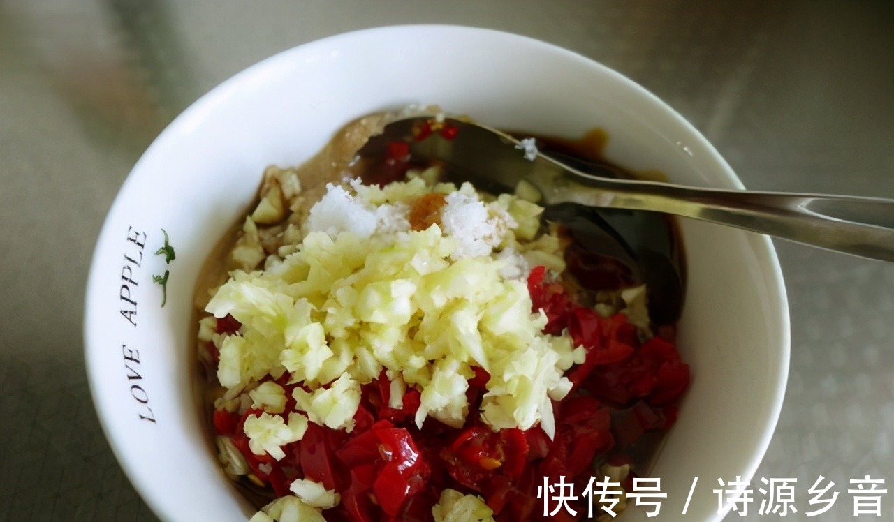 开胃|剁椒搭配鱼头，麻辣过瘾，但是特别开胃！