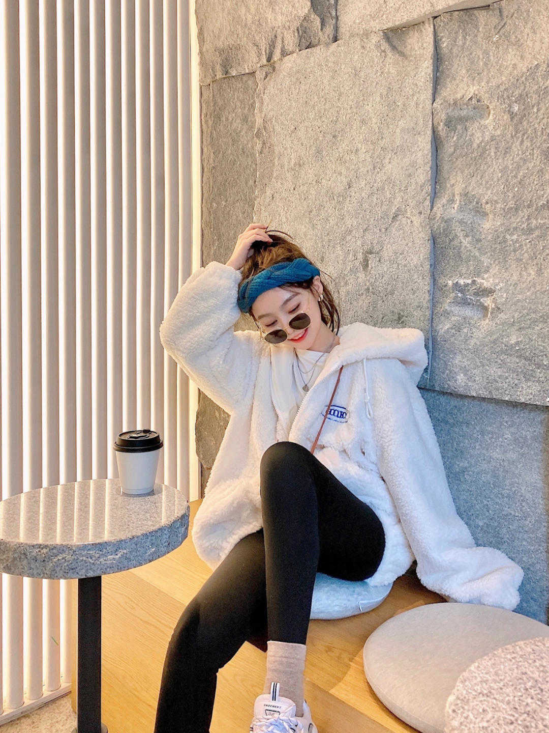 搭配 入冬后,还种裤子那么火,竟然是打底裤的升级版?简直太显瘦了!