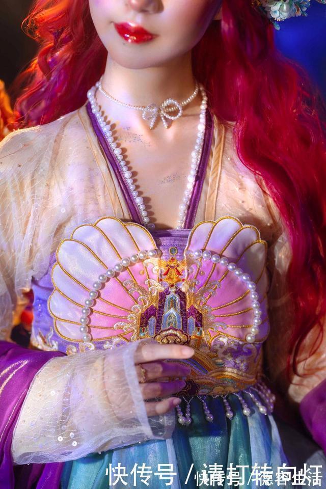 绣花 店家越来越“作”了,把汉服改得面目全非,迪士尼看了都觉得尴尬