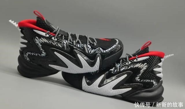 联名还降价的国产好鞋!安踏-漫威联名全系列开箱