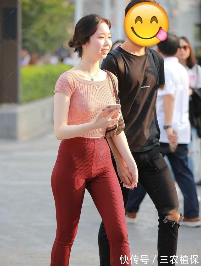 减龄 粉色青春减龄，红色热情似火，两者搭配，尽显复古气质！