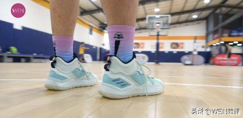 chi 四百左右的后卫实战好鞋?亦或是平平无奇