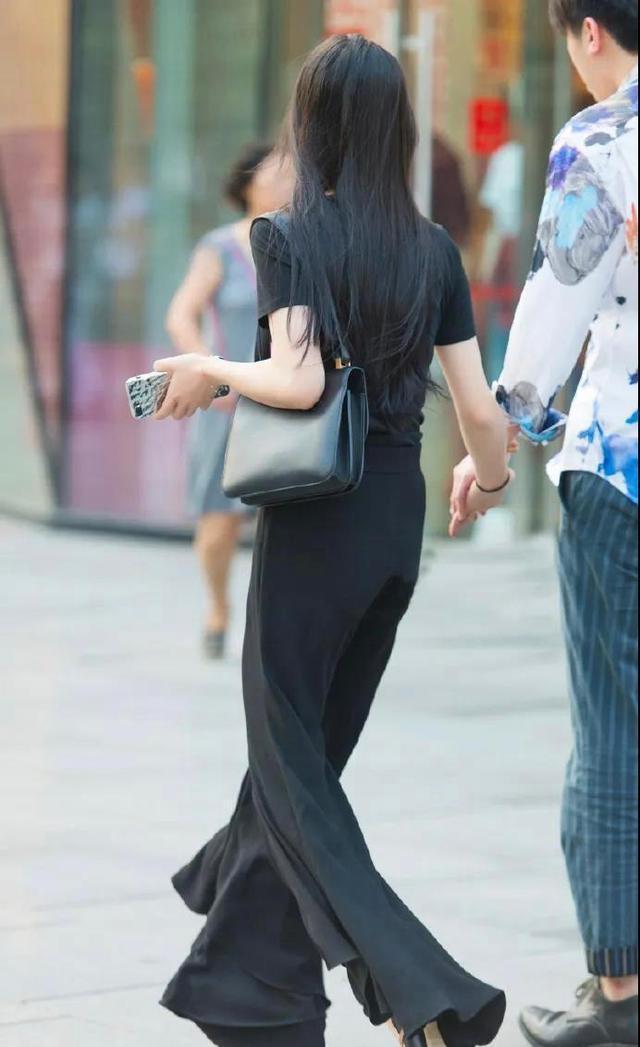 小姐姐|谁说一身黑不好看这个小姐姐气质不好吗不性感吗