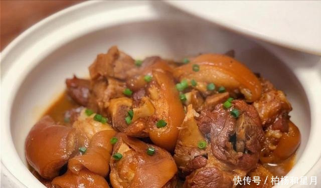 年夜饭限定推荐红烧猪蹄,“福孙满堂”虾,玫瑰豉油鸡,超美味