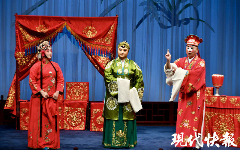 “天官”发糖，兰苑开箱！这场昆曲开年大戏又甜又欢乐