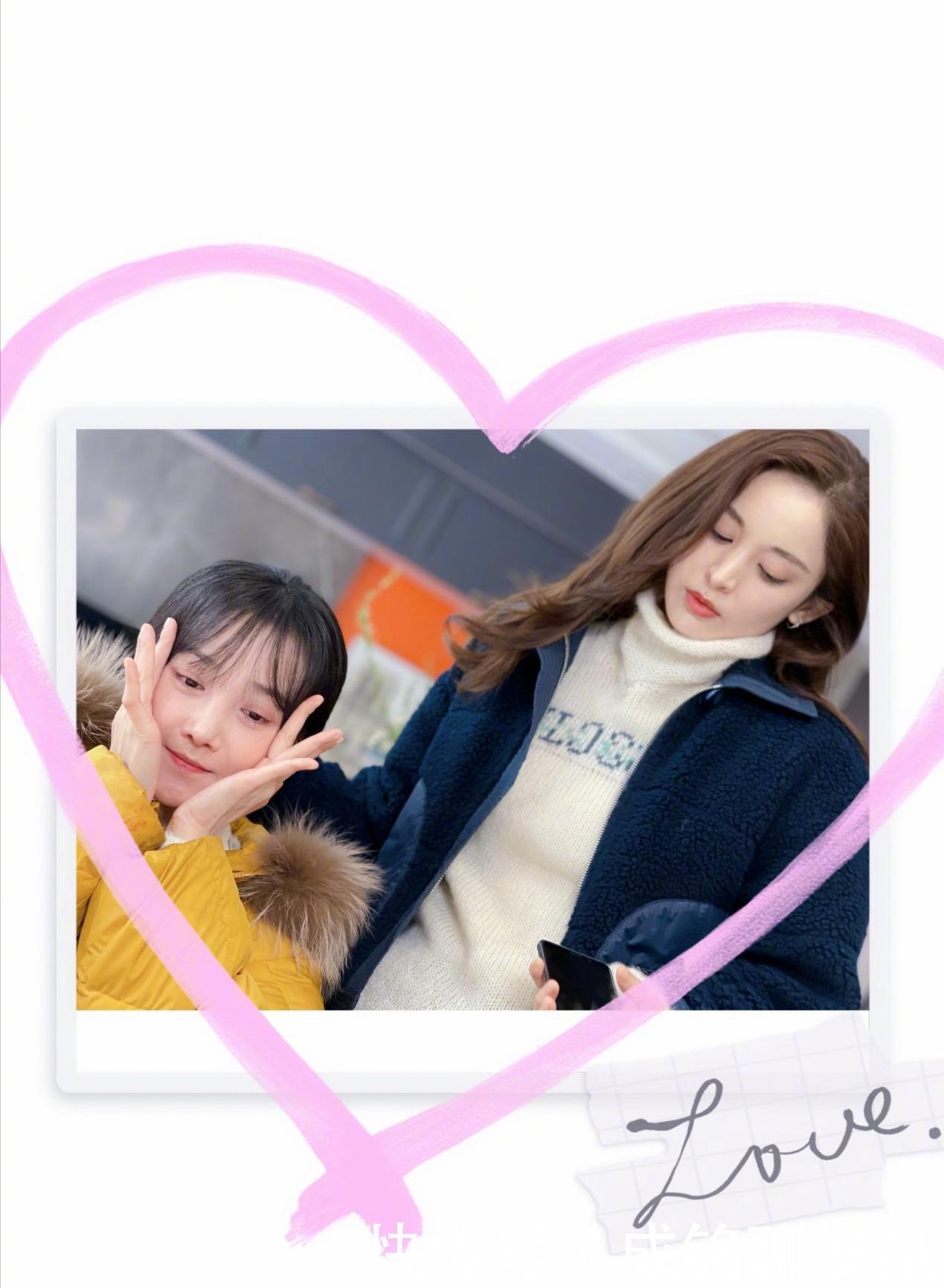 娜扎颜值真能打!羊羔毛外套配毛衣简单不是高级感,难掩时尚气质