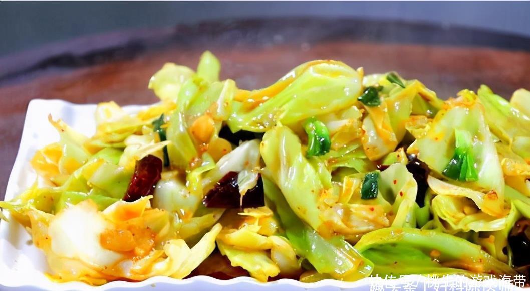 肌肤|女性不想老太快,多吃三种食物,祛皱养颜,延缓衰老,滋养肌肤