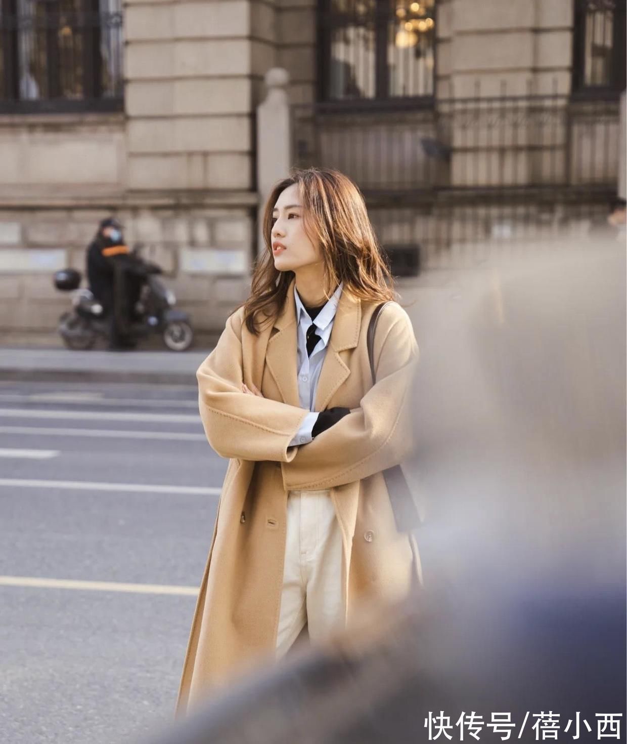 搭配 穿大衣如何兼顾高级感与时髦感?这些搭配思路要知道,太管用了