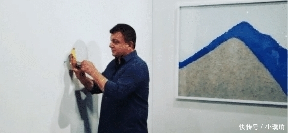 艺术家们|男子趁艺术馆员工不在,当场一口闷掉84万的香蕉,男子味道不错