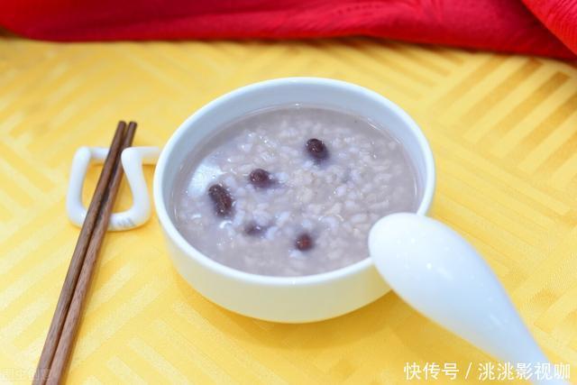 不管熬啥粥,牢记这5个诀窍,粥黏稠顺滑口感好,大人孩子都爱吃