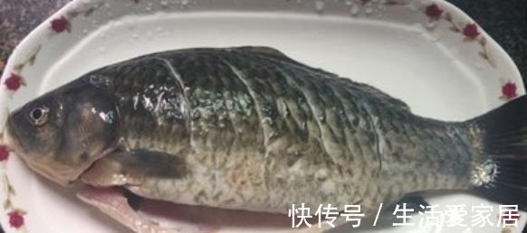 鲫鱼|八月湿气重,记得多喝这碗汤,营养美味易消化,每周喝三次!