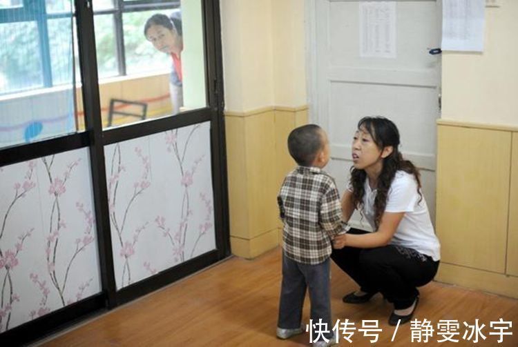 成方圆|幼儿园放学,家长的三种接娃方式,不光老师讨厌,对孩子危害极大