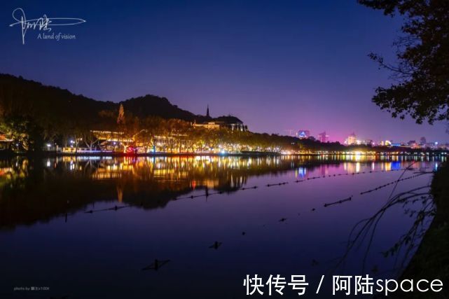 西泠印社|慢游西湖中最大的岛屿，巧遇北山路的夜色迷离，格外妖娆