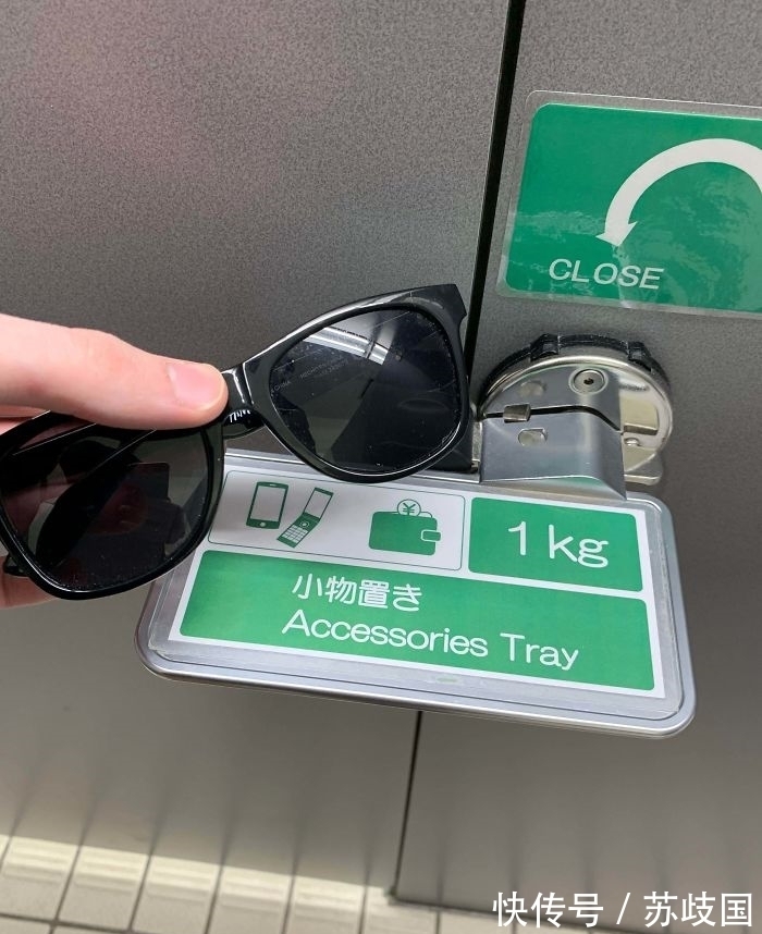 我们的生活|50个人性的国外设计,日本卫生间设计得太贴心,再也不怕丢东西