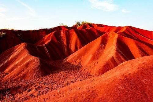 广东版“沙漠”火了，拥有新疆的火热，还多了乡村的特色