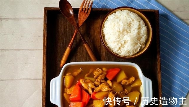 口感|一家三口的咖喱菜，咖喱块放多少口感最佳？这道食谱最实用诠释