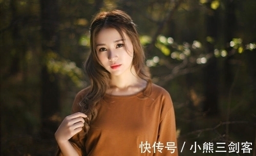 孤蓬@伤感秋词九首:月冷霜寒离人怨,一曲清歌两断肠