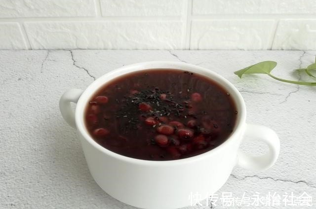 黑米|睡前煮,早上喝,这5种食材对女人特别好,常喝气色红润不长斑