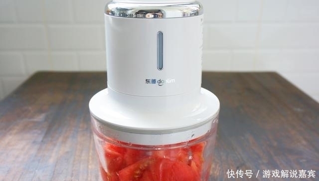 三伏天最爱这素馅饺子,鲜嫩可口,5块钱做一锅,比肉馅还受欢迎