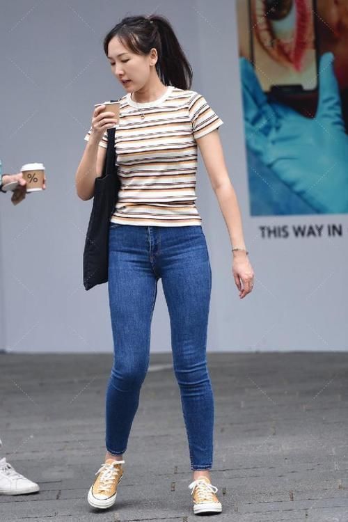 帆布鞋 优美修长的大美女,时尚优雅独特之美,晚上下班一起吃个饭吧