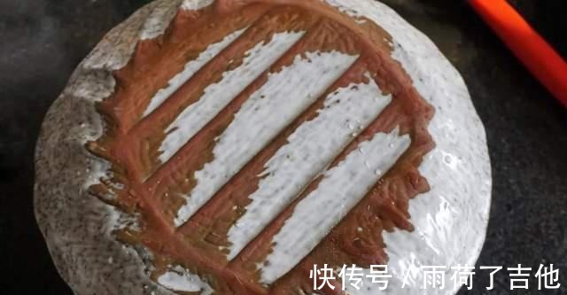 做扣肉时,猪肉焯水还是油炸弄错了不好吃还腥气,教你正确方法!