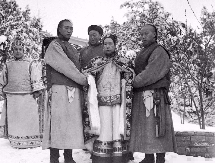 慈禧|慈禧死前,曾秘密下过一道命令,2008年人们才知她有多歹毒!