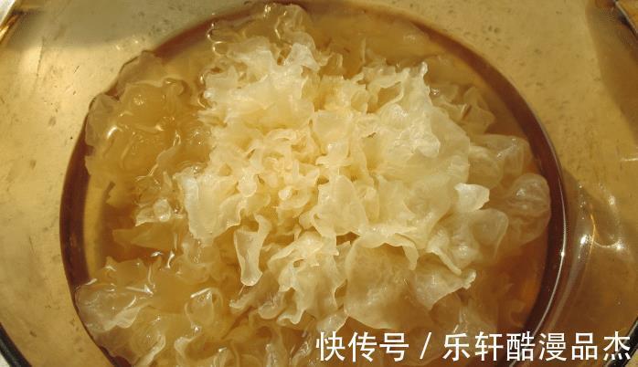 胶质|三伏天里,骨汤靠边站,多做这道甜汤,好喝不腻,常喝气色好