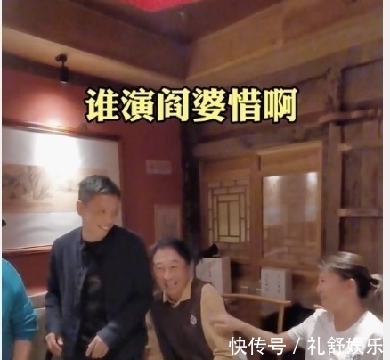 |冯巩与孙子一起拍段子,爷俩太像被调侃基因太过强大