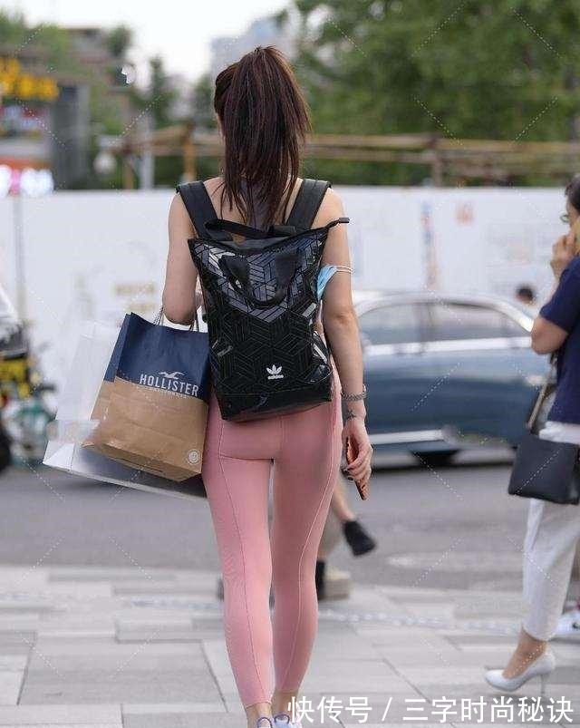 穿搭 潇洒自在的瑜伽裤穿搭更加随意自在,气质女生都喜欢,清爽时髦!