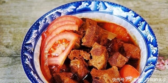 晒我家“子婿日”晚餐,一桌大鱼大肉扫年货,吃完这顿再减肥