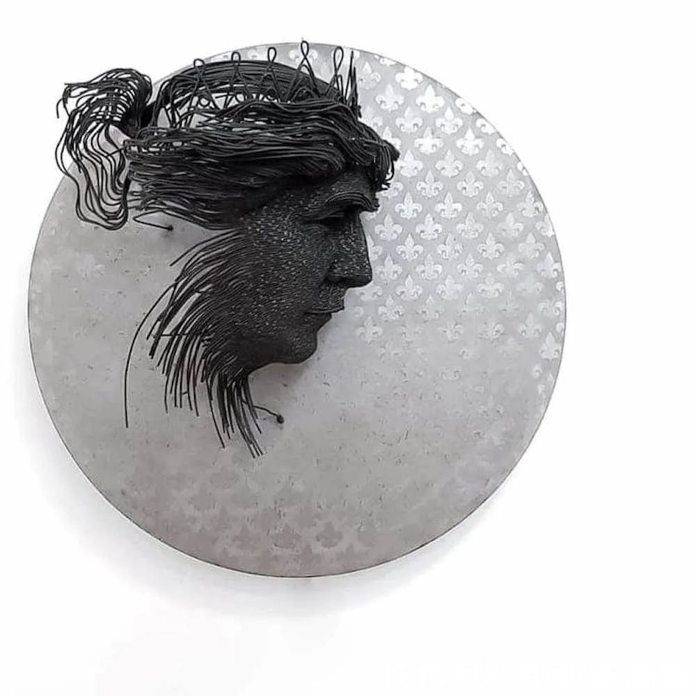 雕塑家#他用钢丝“画”出立体的人物肖像,看完作品后,让人赞叹不已