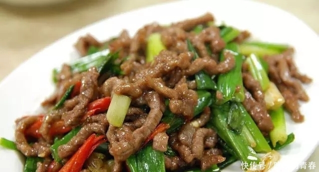 餐桌上深受家人喜爱的几道菜肴,美味简单下饭,一家老小都爱吃