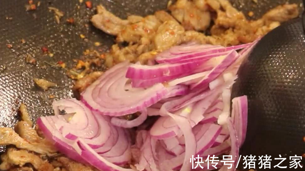 新疆炒烤肉|别出去吃烧烤了，教你做新疆炒烤肉，好吃得停不下来