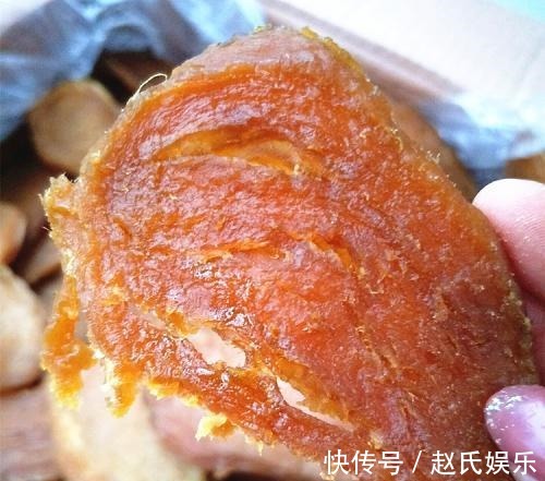 想吃面包不用买,一个电饭锅搞定,松软香甜,自己做的健康又营养