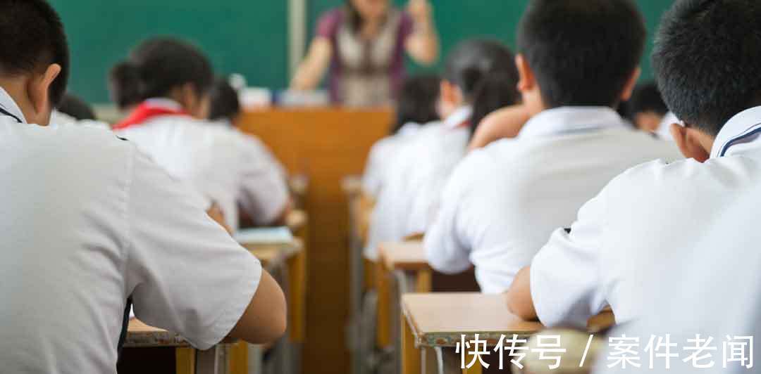一个月|浙大新生因生活费与父母争吵、4000块没法活：富人的孩子都是宠的