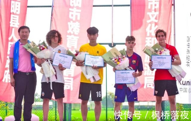进球|比武磊更坚决!18岁小将打入完美单刀球,连续2场比赛进球!