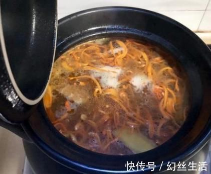 天冷多吃这肉，比猪肉便宜，比羊肉温和，简单炖一炖，美味又滋补