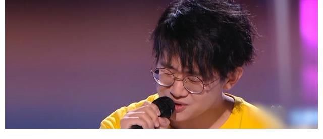 那英|“周深2.0”来《好声音2021》，仅两位导师转身，李荣浩无动于衷