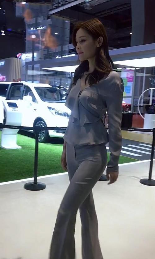 女人味|干净端庄的美女,休闲着装,却不失高贵女人味