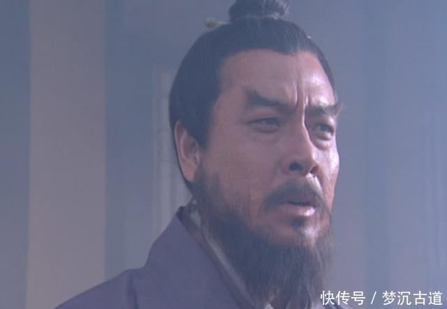 转变|逼上梁山,林冲由顺来逆受到对王伦痛下杀手,经历了怎样的转变?