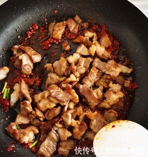 秒钟|这道回锅肉,做火一家餐厅,10秒钟教会你