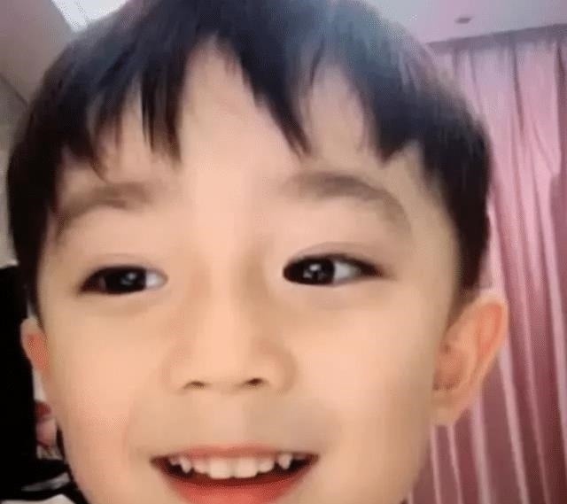 深度睡眠|儿科主任发现孩子身上4个特征,以后准是高个子,占2个也矮不了