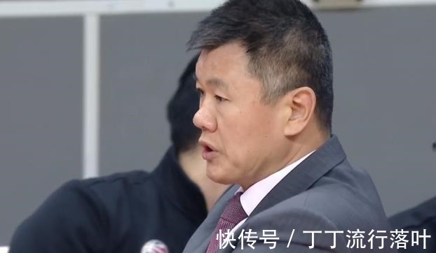 新疆队|84-120,CBA鱼腩队24连败,追平耻辱纪录,主教练脸色铁青,无奈