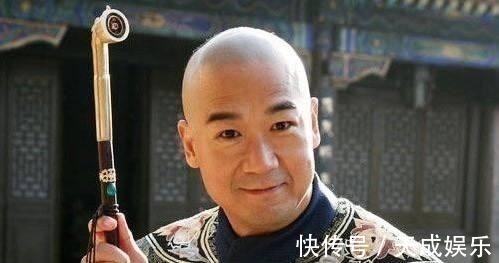 独公&纪晓岚幼年时,知府给他出一上联,他对出两个下联,让知府自己选