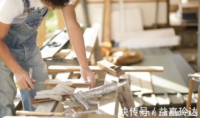 新房|甲醛5-10年后，才能完全挥发，那新房装修多久后，才能入住！