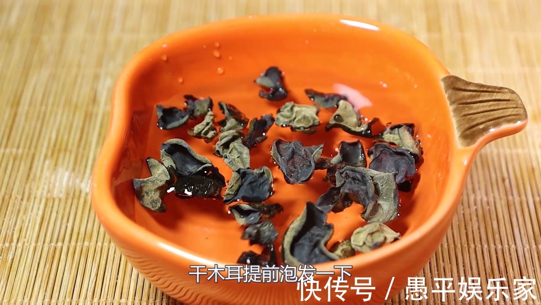 宝宝|宝宝多吃牛肉好处多，教你一招，不腥不柴，软糯好消化，辅食首选